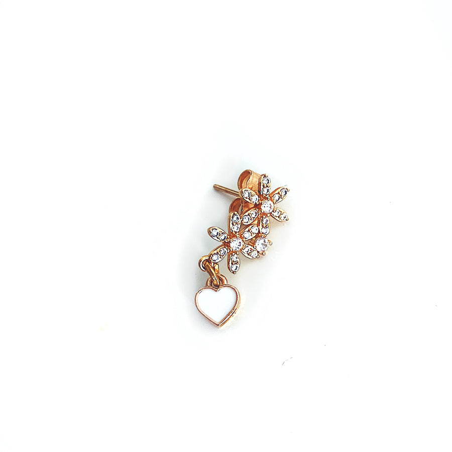 Pendant with flowers and heart