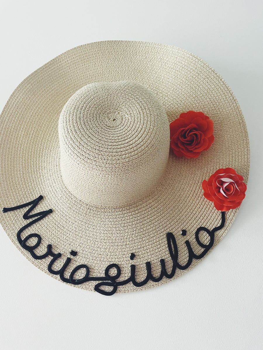 Cappello di paglia beige con fiori