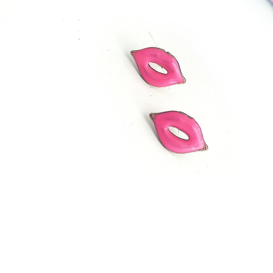 Lips earrings